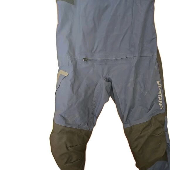 Mustang Survival MP2000 ARC™ Bib - Size Large - Sample Suit Navy/Yellow - Picture 3 of 10